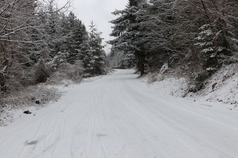 Snow,Covered,Road,On,Mount,Trebevic,Near,Sarajevo