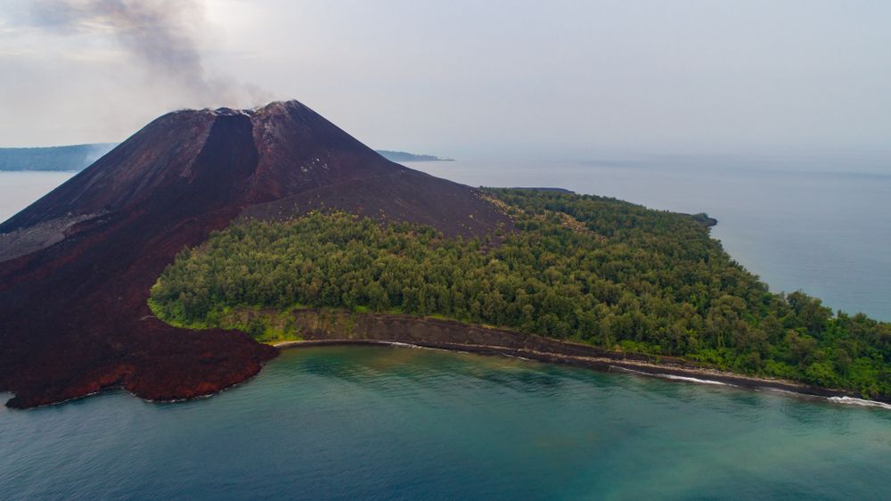 Aerial,Shot,Of,Krakatoa,Volcano,(anak,Krakatau),Taken,19th,Oct