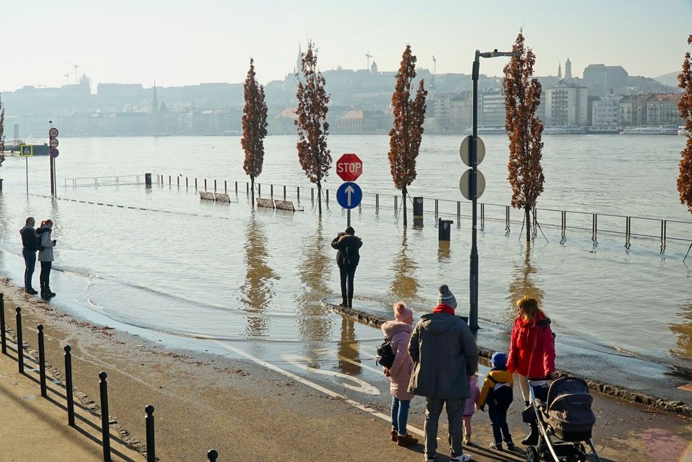 Budapest,,Hungary,-,Dec,28,,2023:,River,Danube,Flooding,At