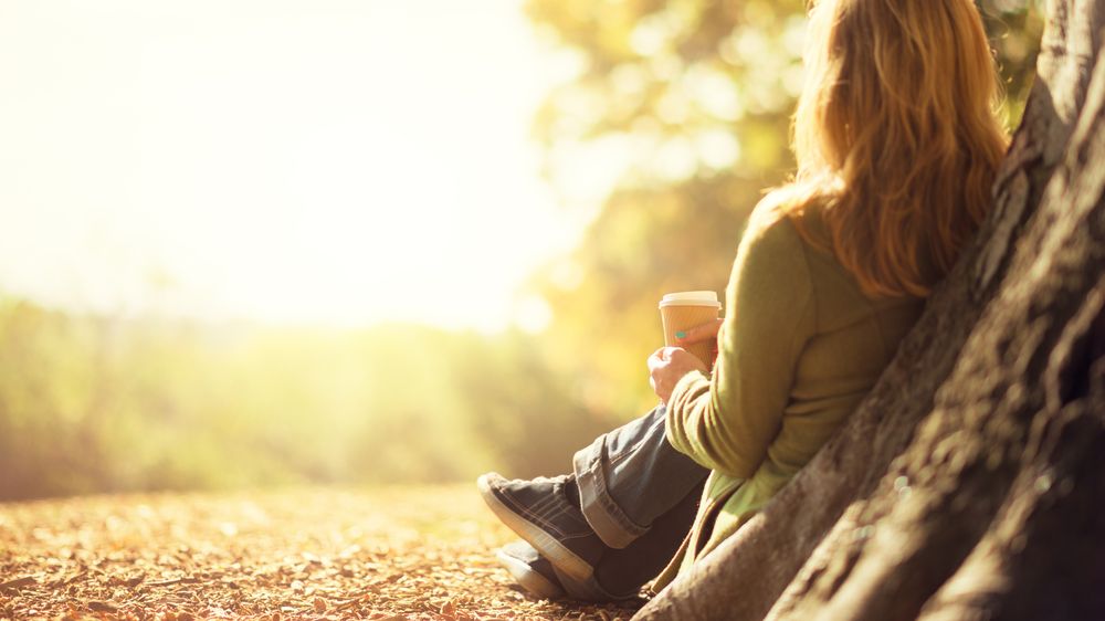 Autumn,Concept,,Anonymous,Woman,Enjoying,Takeaway,Coffee,Cup,On,Sunny