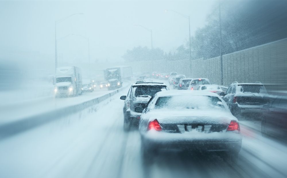 Winter,Storm,Traffic.,I-294,Chicago,Highway,During,Snow,Storm.,Heavy