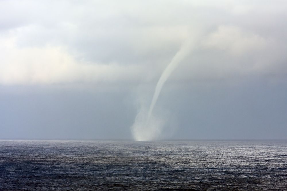 Waterspout,On,The,Ocean