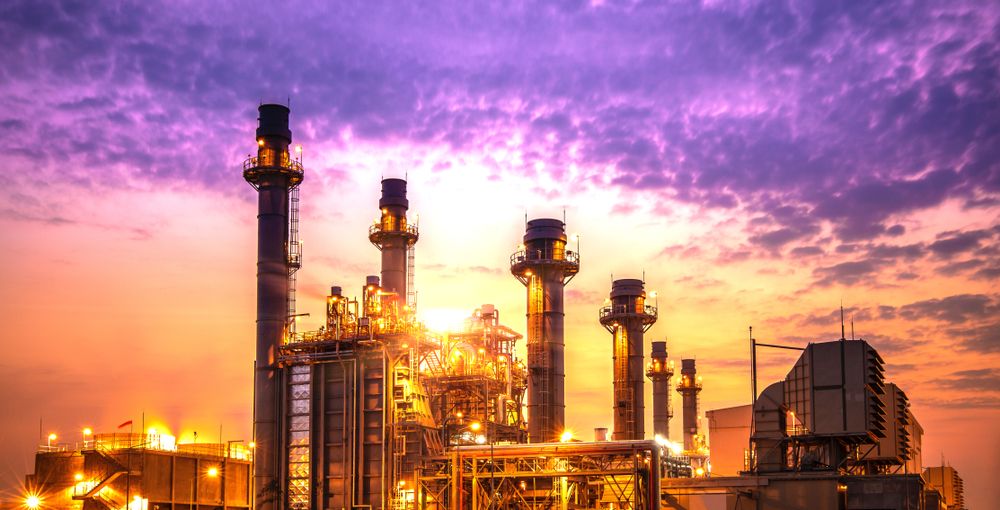 Petrochemical,Industrial,Plant,Power,Station,At,Sunset,And,Twilight,Sky