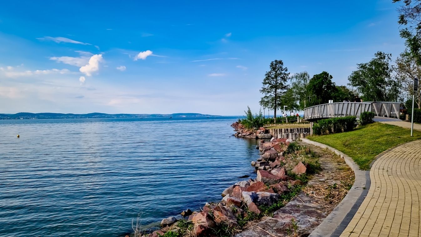 Promenade,Around,The,Lake,Balaton,With,Path,For,Walking,Or