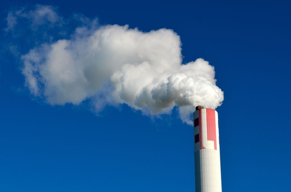 Fuel,Power,Plant,Smokestacks,Emit,Carbon,Dioxide,Pollution
