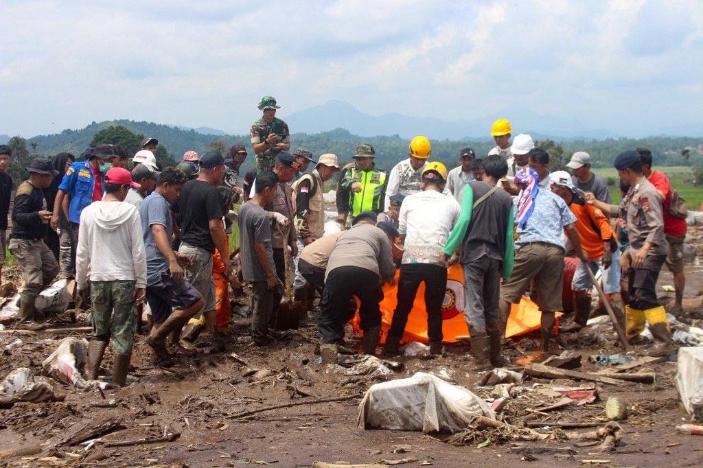 41 Died: Aftermath of cold lava flood from Mount Marapi in Indonesia