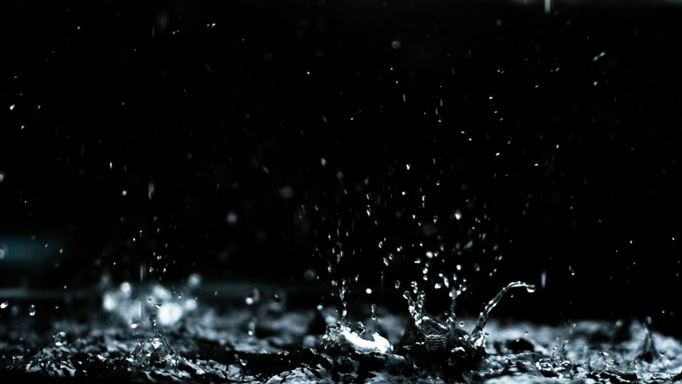 Texture,Of,Rain,And,Fog,On,A,Black,Background,Overlay