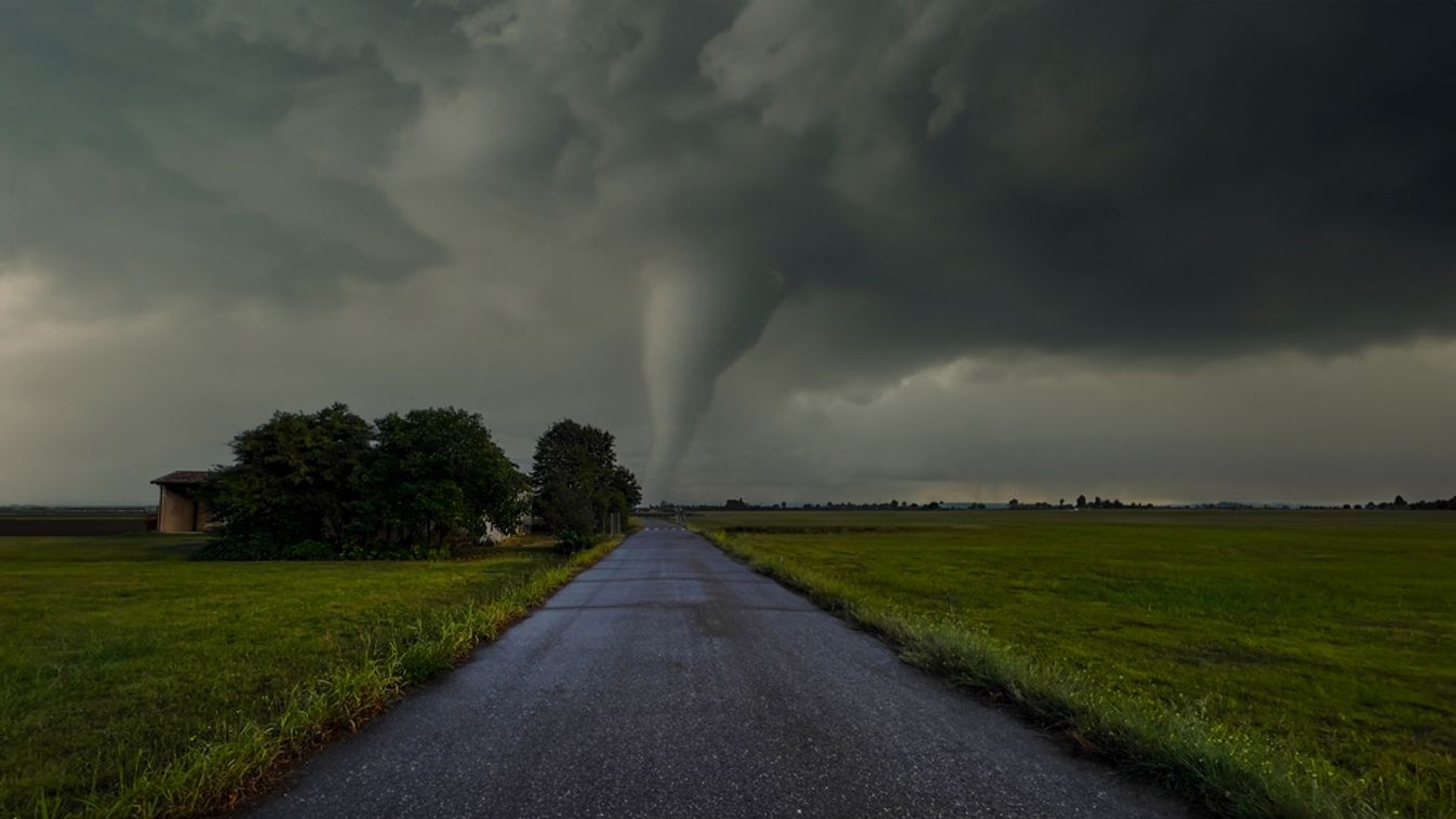 Tornado,Approaching,Rural,Road,In,Countryside