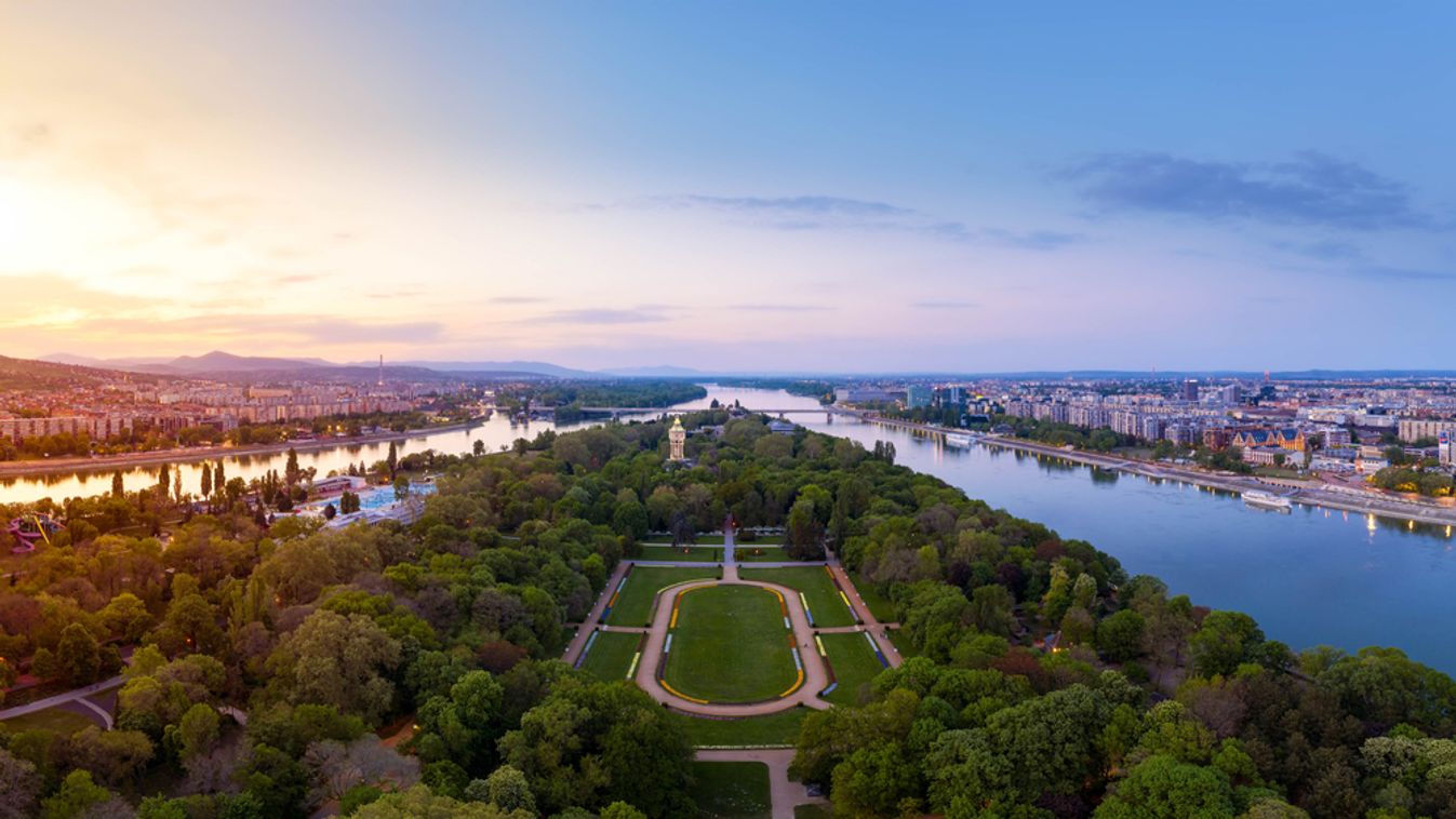 Hungary,Budapest.,Amazing,Cityscape,About,The,Margaret,Island,(margit,Sziget)