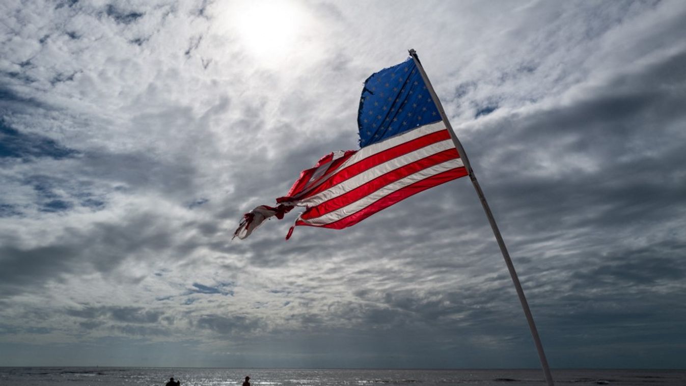 Hurricane Milton Barrels Into Florida