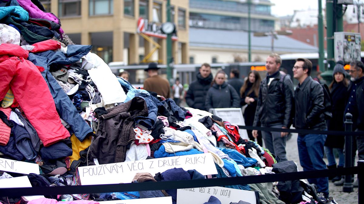 CZECH REPUBLIC-PRAGUE-CLOTHING PILE-TEXTILE WASTE