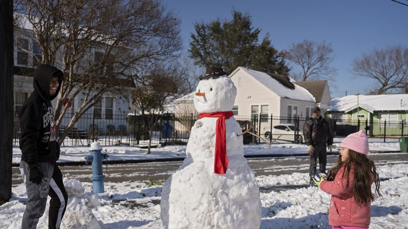 Large Winter Storm Brings Rare Snowfall To Large Swath Of Southern States