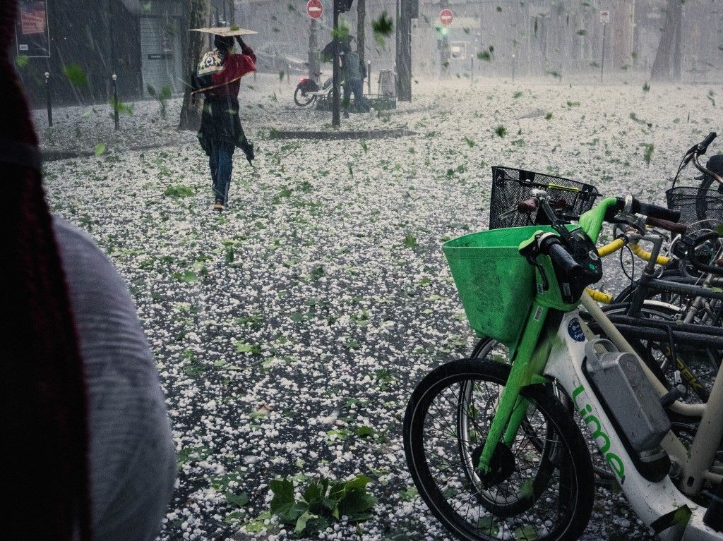 FRANCE-WEATHER-HAIL-PARIS
