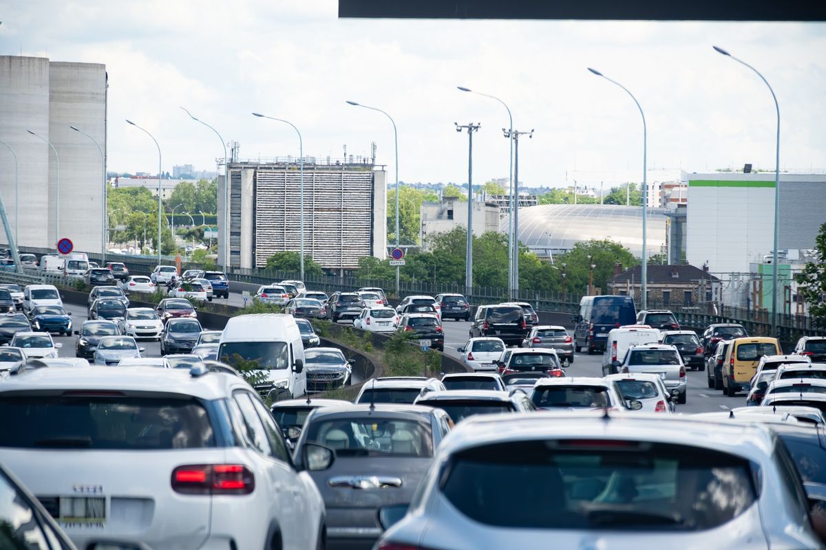 A zajszennyezésér leginkább a járművek felelősek