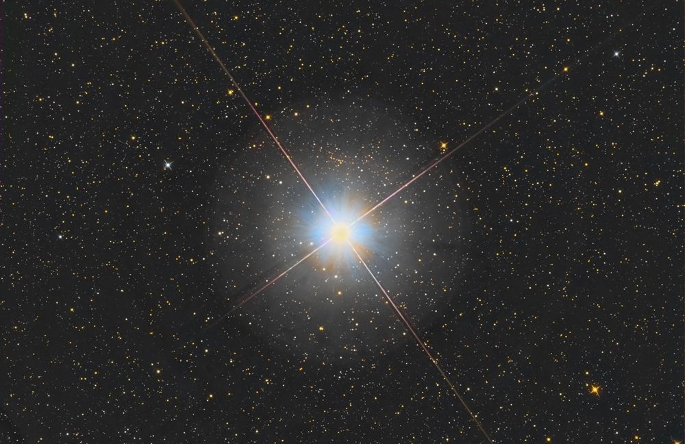 Sirius,Star,Imaged,With,Newtonian,Optical,Scheme,Telescope,And,Black