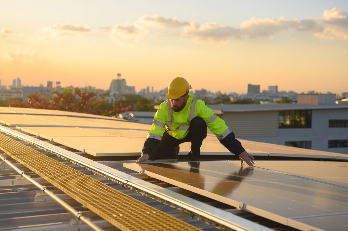 A klímaváltozás miatt várhatóan gyakoribbak lesznek a szélsőséges időjárási jelenségek, de a napenergia segíthet.
