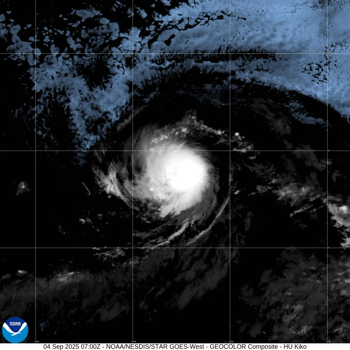 Az NOAA képei a Kiko hurrikánról szeptember 4-én 