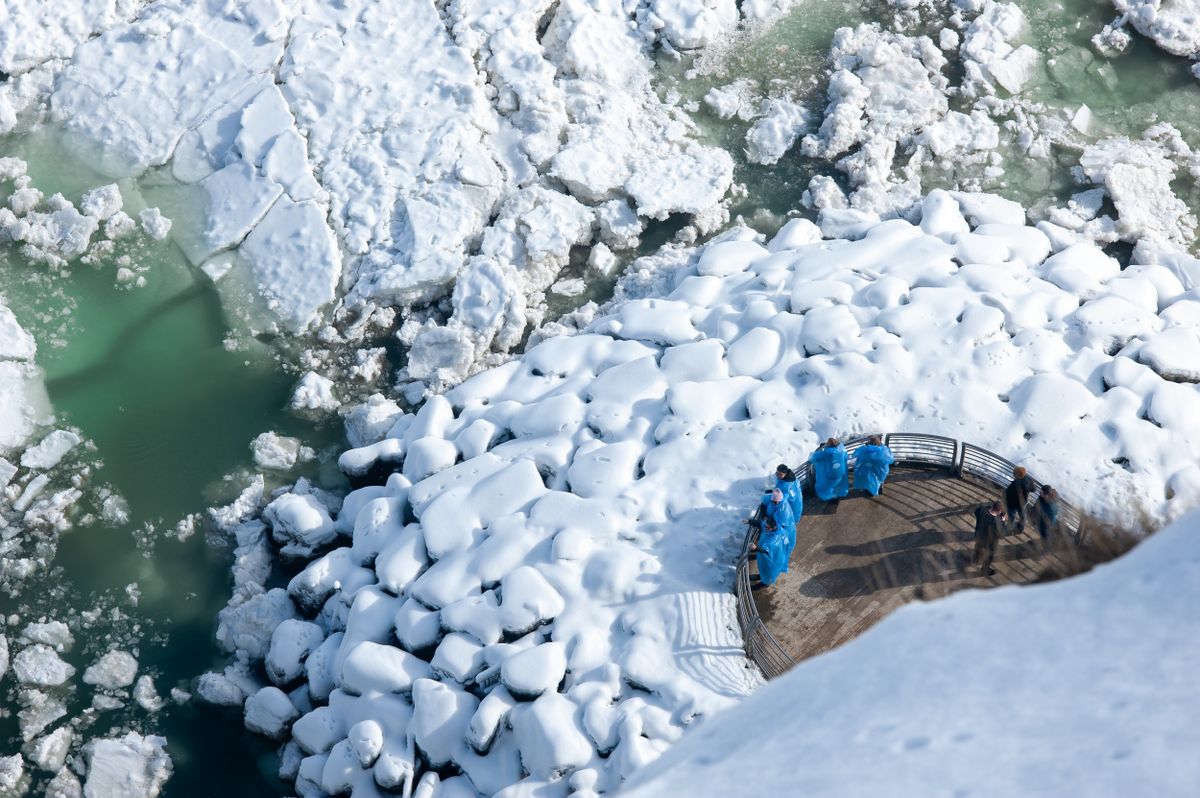 Részben befagyott a Niagara-vízesés
