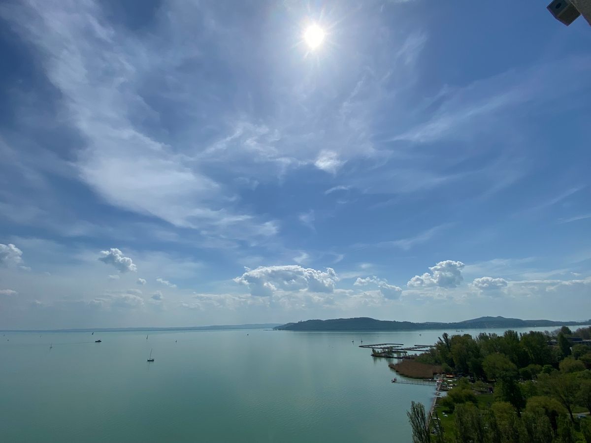 kora nyári idő lesz a Balatonon is