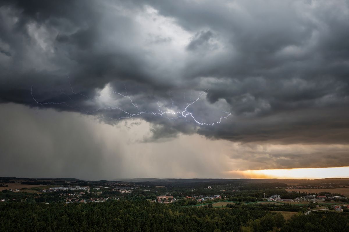 Jönnek a zivatarok